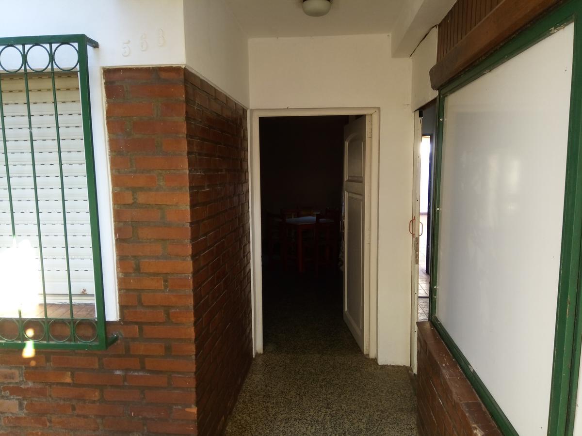 Lavalle Hostel ポサーダス エクステリア 写真