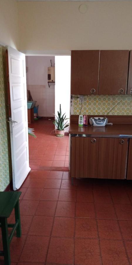 Lavalle Hostel ポサーダス エクステリア 写真