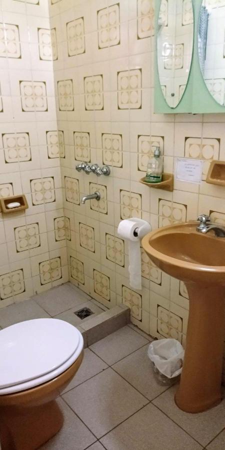 Lavalle Hostel ポサーダス エクステリア 写真